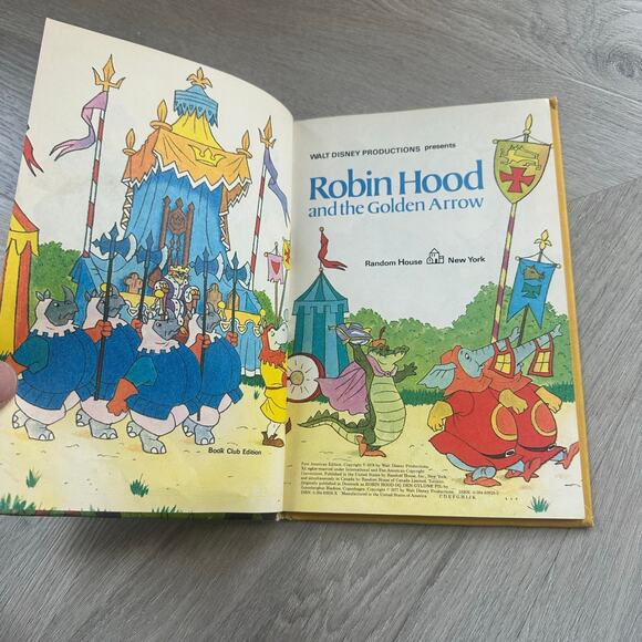 Disney Robin Hood Golden Arrow Hardcover Vintage Book 1977 - Picture 4 of 10